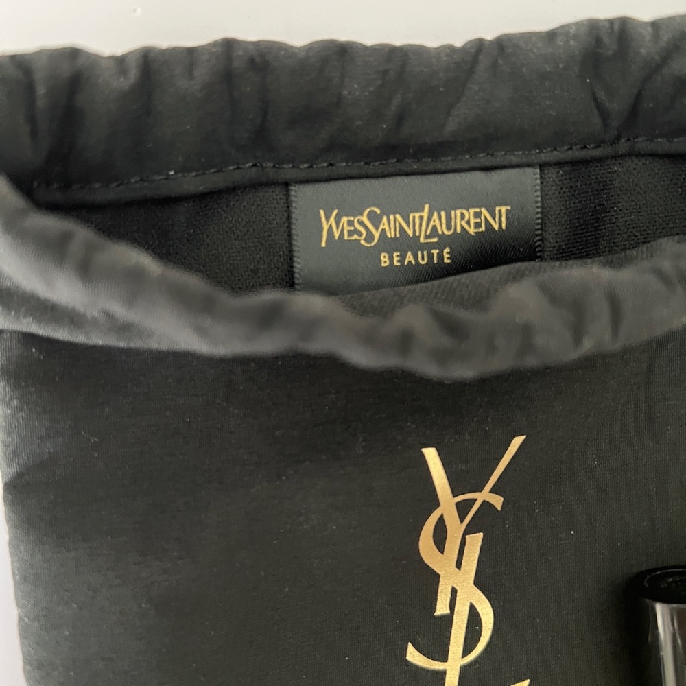 Yves Saint Laurent Cosmetic Beauty Gift Set NWT (JB1495 - Picture 6 of 7